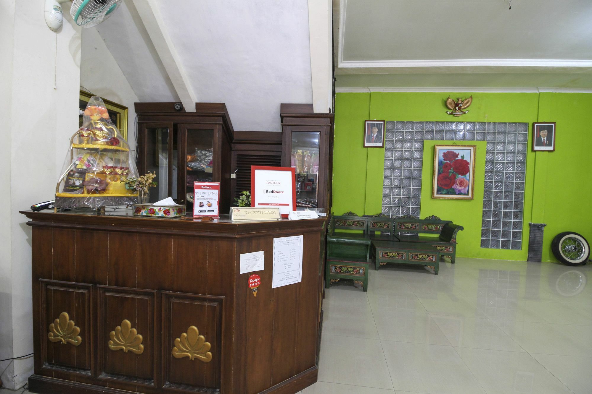 Hotel Reddoorz Near Lottemart Maguwo Yogyakarta Exterior foto